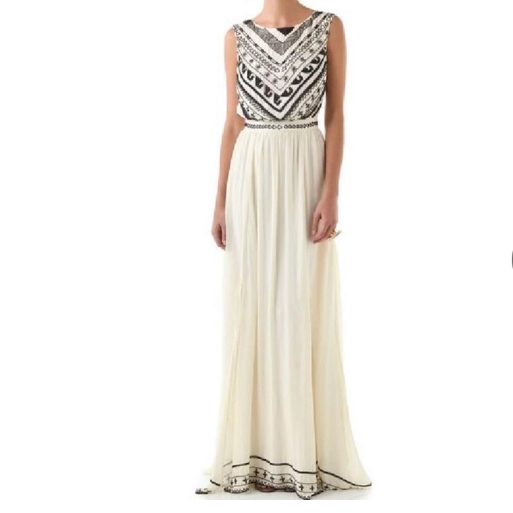 Elegant Black and White Maxi Dress